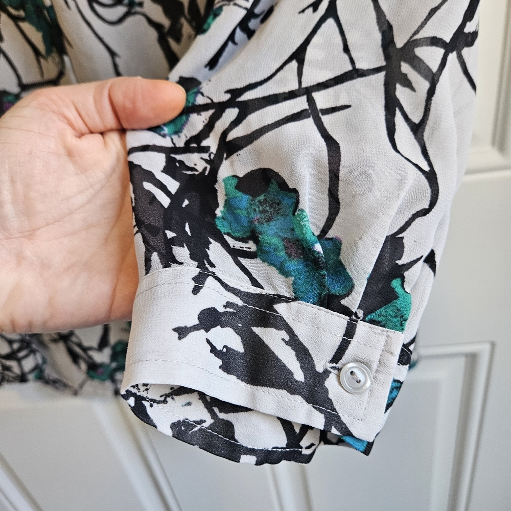 Blouse - Picture 3 of 3